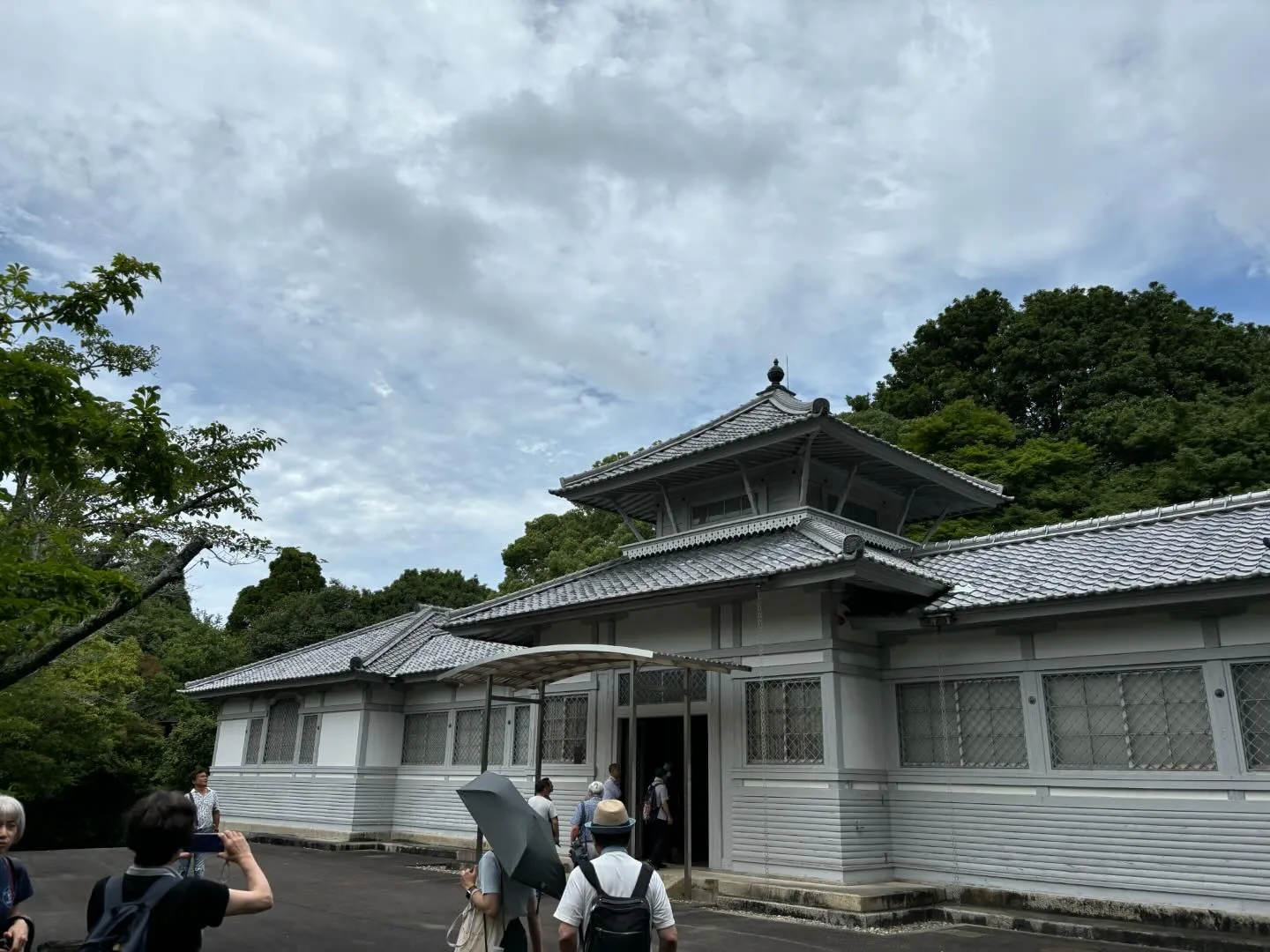 建築大好きな人たちと歩き回る伊勢は🚶‍♂️やっぱり楽しい😆。