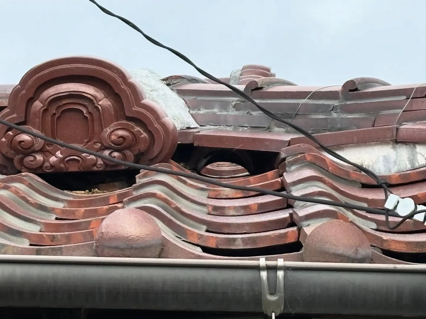 この「穴」を指摘する業者は、間違いなく素人です😠