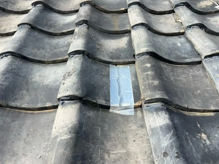 やっちゃいけない屋根修理💦。